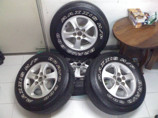 ขาย แม็กซ์พร้อมยาง 1 ชุด 4 วง225/70R15 แม็กเดิมๆ ติดรถ เอาแต่แม็กซ์ 6,500 เอาแต่ยาง 4,500 ทั้งชุด 8,500 ต่อรองได้อีกครับ