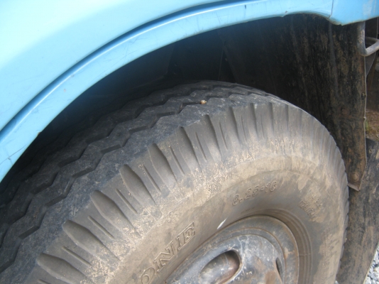 หกล้อกลาง ISUZU KS 110