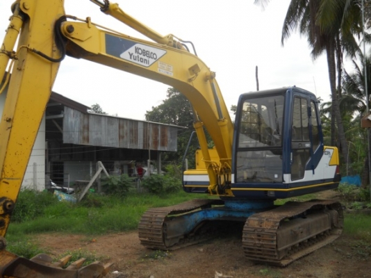 รถแบคโฮเก่านอก sk 100-1 สนใจโทร 092-3309229 อี๊ดสองห้อง