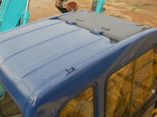 รถแบคโฮเก่านอก sk 100-1 สนใจโทร 092-3309229 อี๊ดสองห้อง