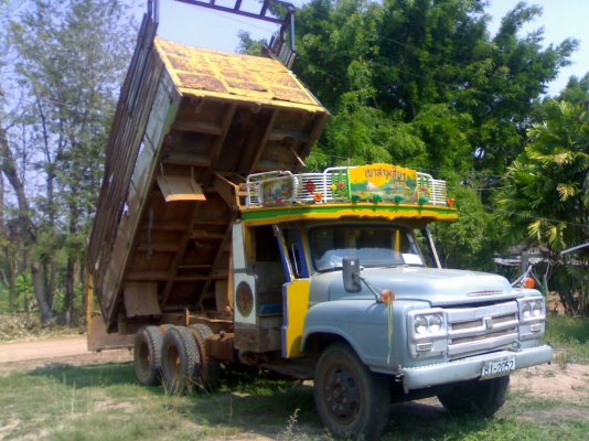 ขาย10ล้อหัวยาว2เพลาดั๊ม สโลว์ ขาย10ล้อหัวยาว2เพลาดั๊ม สโลว์