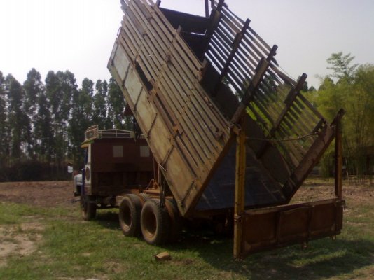 ขาย10ล้อหัวยาว2เพลาดั๊ม สโลว์ ขาย10ล้อหัวยาว2เพลาดั๊ม สโลว์