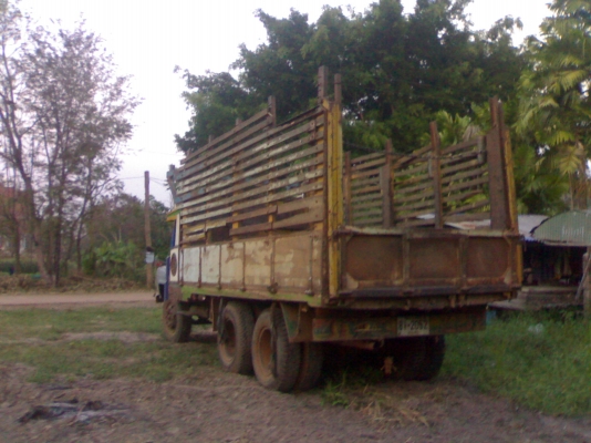 ขาย10ล้อหัวยาว2เพลาดั๊ม สโลว์ ขาย10ล้อหัวยาว2เพลาดั๊ม สโลว์