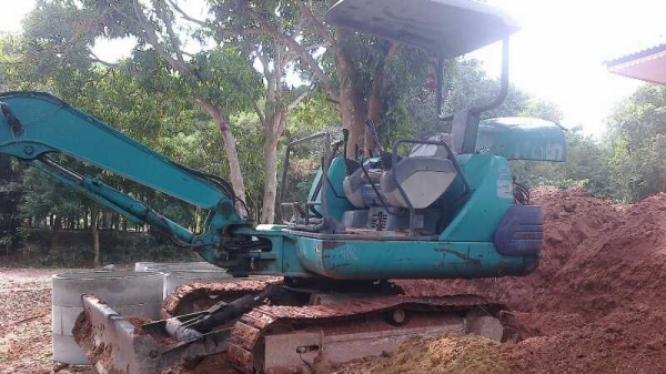 เครื่องจักรกลหนัก