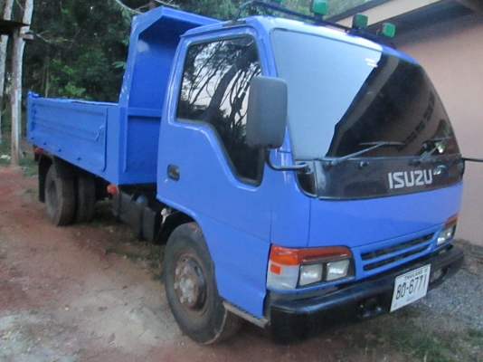 6ล้อ ISUZU NPR 130 แรงม้า ปี 46  081-0903249