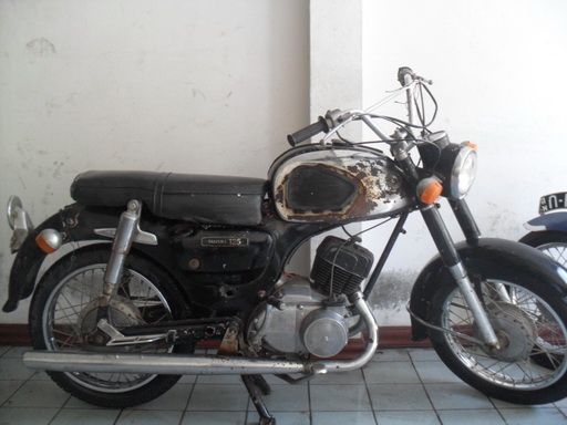 ขายK 125 MARK 1 ครับ มีทะเบียน ขาย 9500 บาท