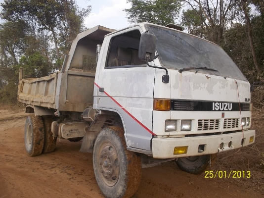 ขาย6ล้อดั๊ม  ยาง 900ขอบ20ถูกๆ