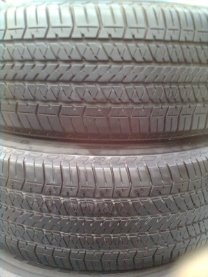 ขายยาง บริสโตร์ ดูเลอ ขนาด 265/65R17 ยางปี 11 สวยๆ 1 ชุด