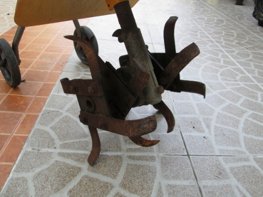 รหัส:12000986เครื่องพรวนดินใช้เครื่องเบนซินTU26PFDขนาด2.5PSโรตารี่กว้าง25cm.www.nihonmono.com รหัส:12000986เครื่องพรวนดินใช้เครื่องเบนซินTU26PFDขนาด2.5PSโรตารี่กว้าง25cm.www.nihonmono.com