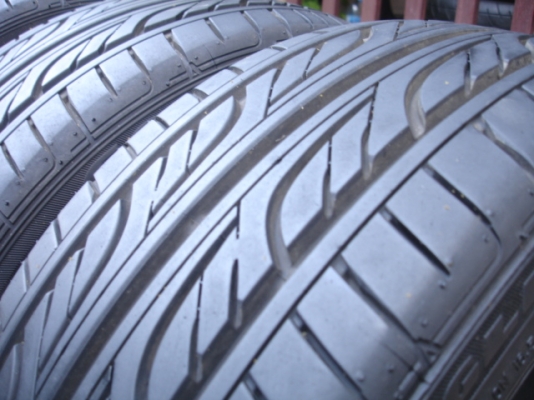 GOODYEAR EAGLE LS200 195 45 16ปี11สภาพ90\%อัพ