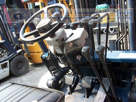 ขาย รถโฟล์คลิฟท์ KOMATSU รุ่น FD25-11