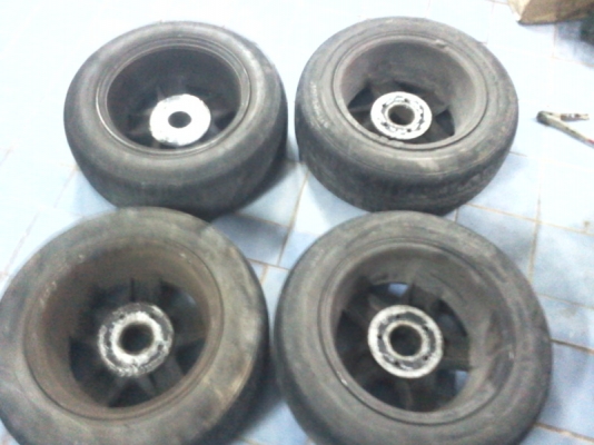 ขายล้อ ลาย AMG 14นิ้ว ใส่Benz ส่งได้ทั่วไทยคับ ขายล้อ ลาย AMG 14นิ้ว ใส่Benz ส่งได้ทั่วไทยคับ