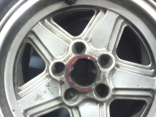 ขายล้อ ลาย AMG 14นิ้ว ใส่Benz ส่งได้ทั่วไทยคับ ขายล้อ ลาย AMG 14นิ้ว ใส่Benz ส่งได้ทั่วไทยคับ