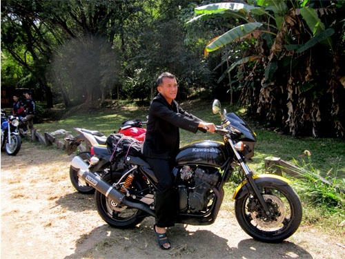 kawazaki zephyr 750 ทะเบียน แท้ กทม. พร้อมโอน เครื่อง อินนา