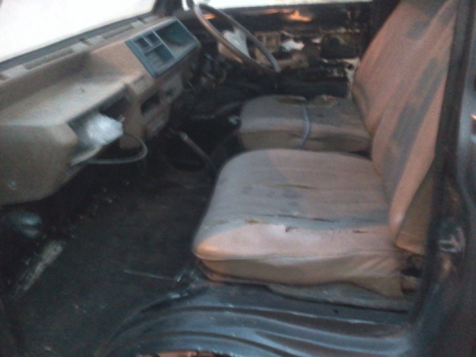 Daihatsu s65 ตู้น้อย เครื่องดี ขับมันส์ ประตูเปิด 2 ข้าง เท่ๆเลย Daihatsu s65 ตู้น้อย เครื่องดี ขับมันส์ ประตูเปิด 2 ข้าง เท่ๆเลย