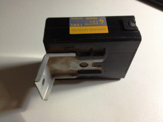 กล่องควบคุมแอร์ Toyata altis 2004