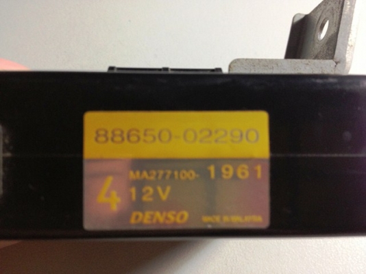 กล่องควบคุมแอร์ Toyata altis 2004