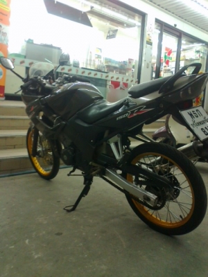 +++-ขา่ยCBRปี47 กุญแจใหญ่ โครงดำสภาพเรียมๆ เครื่องเดิมๆแน่นๆ 29999บาท+++++