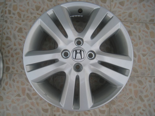 ขายล้อแม็กเดิม Honda Jazz 16"x6" 4รู 100+ยางปี 10  (081-3747940)