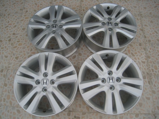 ขายล้อแม็กเดิม Honda Jazz 16"x6" 4รู 100+ยางปี 10  (081-3747940)