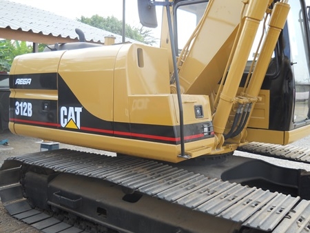รถแบคโฮเก่านอก cat 312b สนใจโทร 082-7211671 อี๊ดสองห้อง รถแบคโฮเก่านอก cat 312b สนใจโทร 082-7211671 อี๊ดสองห้อง