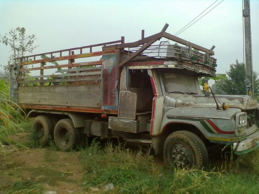 ขาย 10 ล้อหน้ายาว 2 เพลาดั้ม เครื่อง 6BB1 ช่วงล่าง FUSO สโลว์เกียร์กลาง คานหน้าใหญ่ เบรคลัมดัน ยางเต็ม ทะเบียนพร้อมโอน