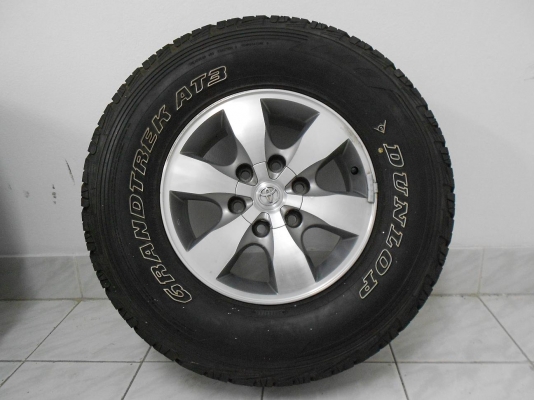 ขายล้อแม็ก Toyota Fortuner ขอบ 16 พร้อมยางปลายปี 10
