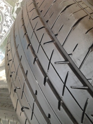 ขายยาง215/60/16 ปี 11/3+10/1  BRIDESTONE  TURANZA ER 33    1  ชุด