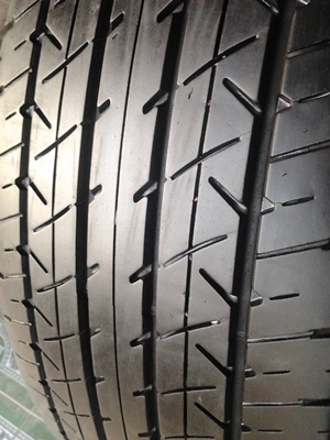 ขายยาง215/60/16 ปี 11/3+10/1  BRIDESTONE  TURANZA ER 33    1  ชุด