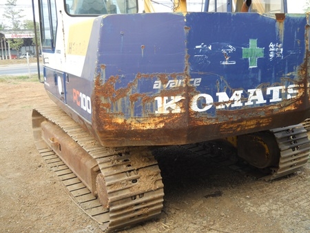 รถแบคโฮเก่านอก komatsu pc 100-5 สนใจโทร 082-7211671 อี๊ดสองห้อง รถแบคโฮเก่านอก komatsu pc 100-5 สนใจโทร 082-7211671 อี๊ดสองห้อง