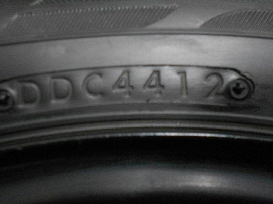 ขายล้อกระทะพร้อมยาง 165/65/14 ปี 12 ป้ายแดง