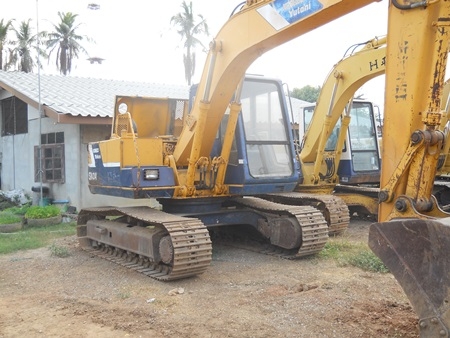 รถแบคโฮเก่านอก sk04n2 สนใจโทร 082-7211671 อี๊ดสองห้อง