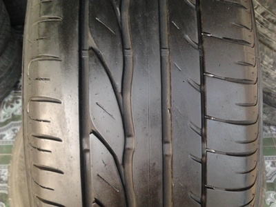 ขายยาง195/65/15 ปี 10/2เส้น+ปี09/2เส้น BRIDERTONE TURANZA ER33 1 ชุด ราคา : 1,