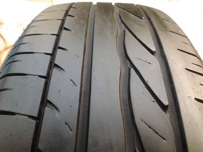 ขายยาง195/65/15 ปี 10/2เส้น+ปี09/2เส้น BRIDERTONE TURANZA ER33 1 ชุด ราคา : 1,