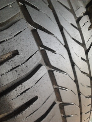 ขายยาง185/65/14 ปี 07 GOODYEAR GT3   1  ชุด