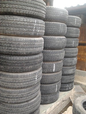 ขายยางเหมายกกอง(ร้านค้า) 13 ชุด 52 เส้นจัด2กอง(ยางใหญ่16*245-255-265+ยาง14*175-185เก๋ง)  สภาพดีปีสวย