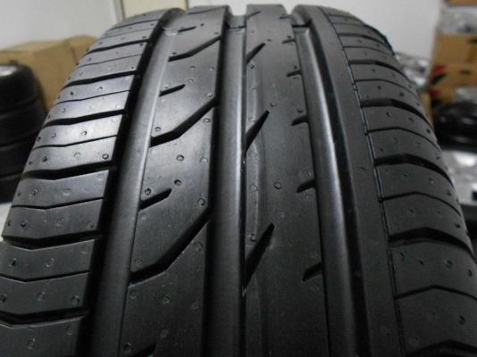 ขายล้อแม็ก ford fiesta รุ่นท็อปขอบ 16 พร้อมยางปี 12 ถอดจากป้ายแดง ขายล้อแม็ก ford fiesta รุ่นท็อปขอบ 16 พร้อมยางปี 12 ถอดจากป้ายแดง