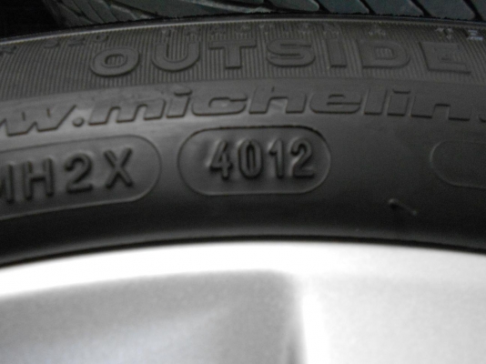 ขายล้อแม็ก Honda city ขอบ 15 พร้อมยางถอดจากรถป้ายแดง ขายล้อแม็ก Honda city ขอบ 15 พร้อมยางถอดจากรถป้ายแดง