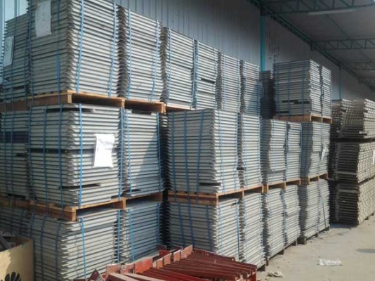 ขายเหมา พื้นยก (RAISED FLOOR) ยี่ห้อ TATE ของ USA ทนทาน รับน้ำหนักได้มาก ขนาด 60x60cm มีอยู่ 7000 แผ่น (2000 ตรม.) มีอุปกรณ์ครบ ติดตั้งมาตรม.ละ 4000 รวม 8,000,000 บาท ต้องการขายเหมาถูกมาก ขายเหมา พื้นยก (RAISED FLOOR) ยี่ห้อ TATE ของ USA ทนทาน รับน้ำหนักได้มาก ขนาด 60x60cm มีอยู่ 7000 แผ่น (2000 ตรม.) มีอุปกรณ์ครบ ติดตั้งมาตรม.ละ 4000 รวม 8,000,000 บาท ต้องการขายเหมาถูกมาก