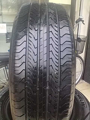 MICHELINยาง 215/60R16 สภาพดี มีสี่เส้น บางกะปิ กรุงเทพ