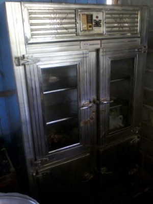 ขายตู้ แช่ 2ประตู สภาพดีพร้อมใช้งาน (แสงอุปกรณ์)