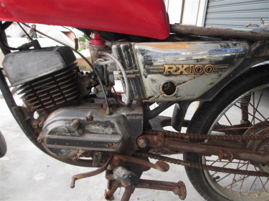 ขายเหมารวม 2 คัน RX100 และ GP100 ไม่มีทะเบียนไม่ติดขายตามสภาพ ราคา 6,000 บาท ขายเหมารวม 2 คัน RX100 และ GP100 ไม่มีทะเบียนไม่ติดขายตามสภาพ ราคา 6,000 บาท