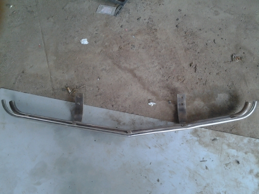 ขายกันชนใต้ไฟหรี่datsun 620ด่วน 1200บาท