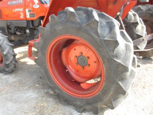มาแล้ว KUBOTA L3408 ตามสภาพ  เครื่องแห้ง เดิมๆ ติดใบมีด ใหม่ให้ไปเลย พร้อม ผาน ตราช้าง 1 ตัว
