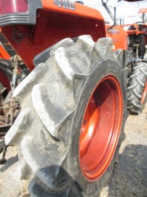 มาแล้ว KUBOTA L3408 ตามสภาพ  เครื่องแห้ง เดิมๆ ติดใบมีด ใหม่ให้ไปเลย พร้อม ผาน ตราช้าง 1 ตัว