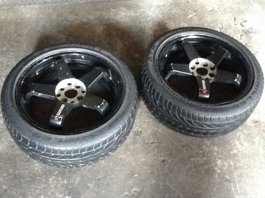 ขายล้อ Nismo ขอบ17 4รู100/114 1คู่ พร้อมยาง **ไม่แยก**