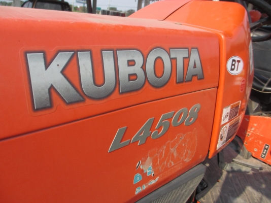 ขายไปซะแล้วKUBOTA L4508 ตามสภาพ พร้อมใบมีดดันหน้า ตราช้าง