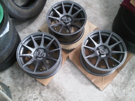 ขายล้อXXR527 ขอบ15กว้าง8 ใส่ได้2วัน ล้อไหม่สภาพ100\% ขายราคามือ2