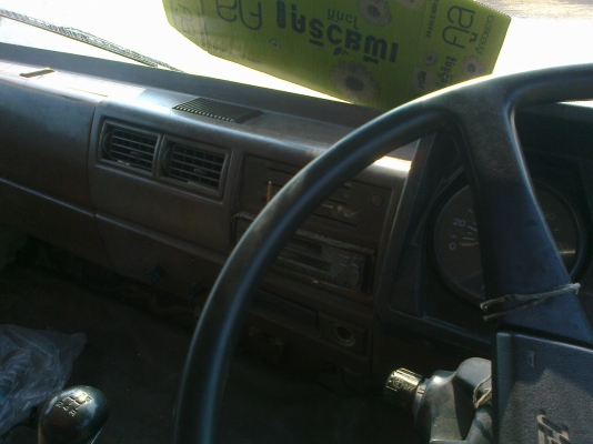 ขายด่วน KM779 เครื่อง WO4D 117 แรง ยาว 5.30 เมตร