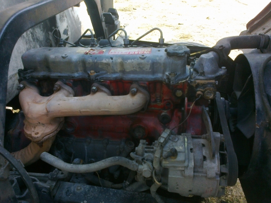 ขายด่วน KM779 เครื่อง WO4D 117 แรง ยาว 5.30 เมตร